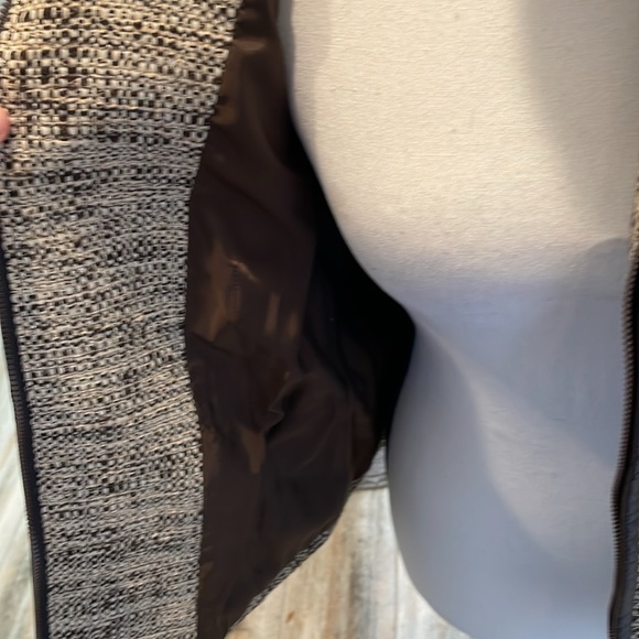 Lafayette 148, Brown zip front jacket size 6 - Picture 3 of 12